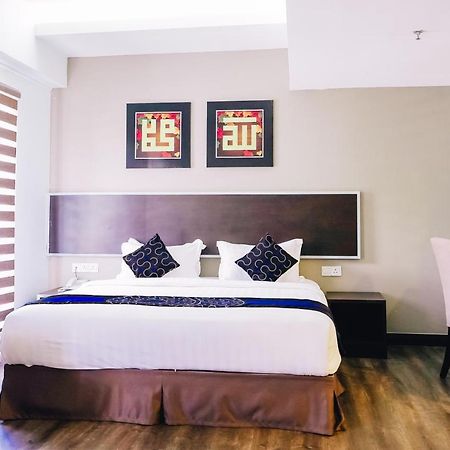 Greystone Midaris Hotel Kuala Lumpur Bagian luar foto