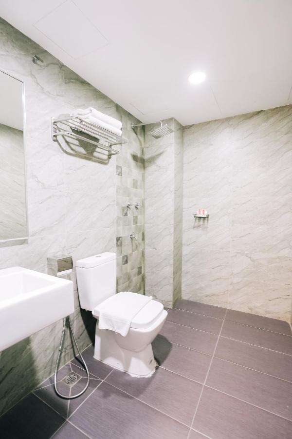Greystone Midaris Hotel Kuala Lumpur Bagian luar foto
