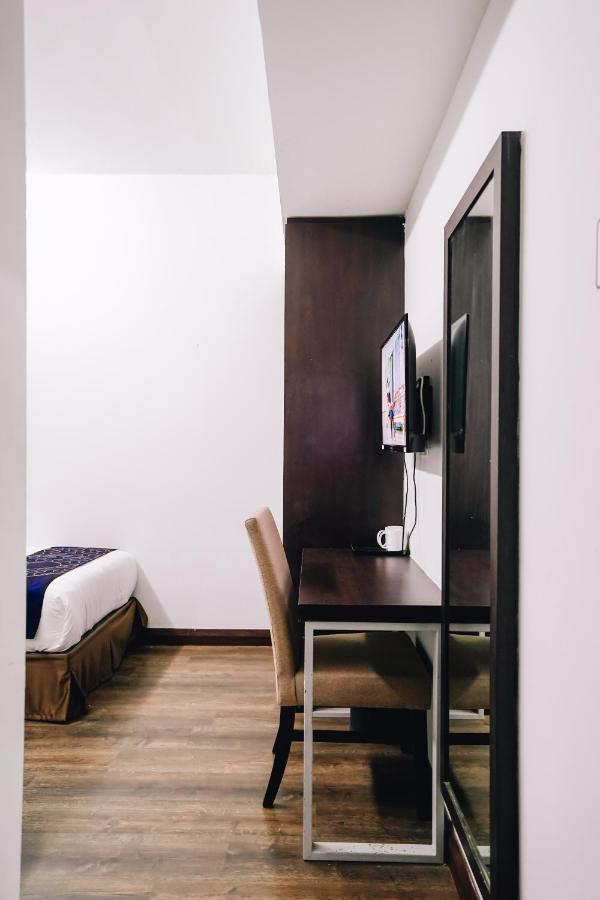 Greystone Midaris Hotel Kuala Lumpur Bagian luar foto