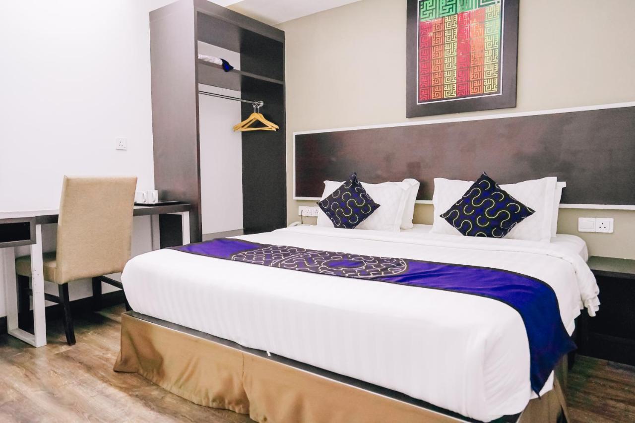 Greystone Midaris Hotel Kuala Lumpur Bagian luar foto